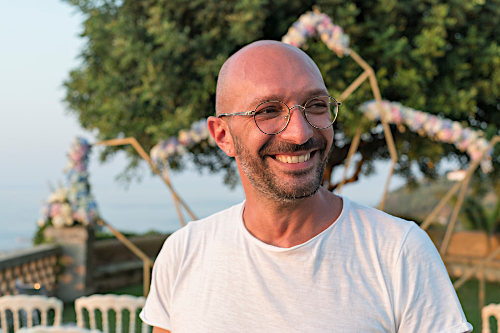 Matrimonio romantico - Perduti nell'azzurro mare d'agosto